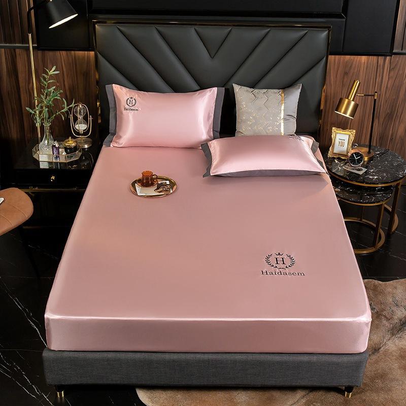 The cold feeling - Ice silk bed sheet 🎁 Summer Promotion - Free pillowcase & 50% OFF 🎁